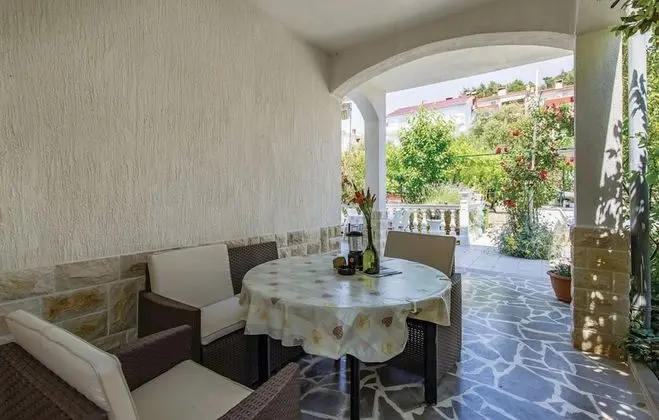 Ev, 6 Yatak Odası, Engellilere Uygun, Balkon