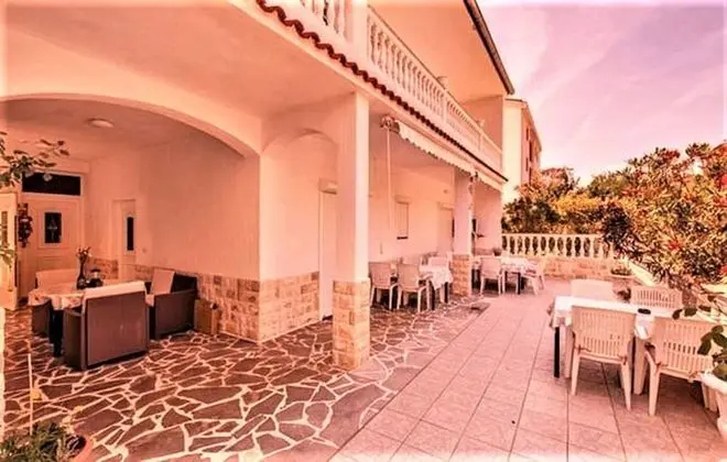 Ev, 6 Yatak Odası, Engellilere Uygun, Balkon