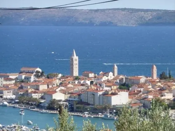 Ev, 6 Yatak Odası, Engellilere Uygun, Balkon
