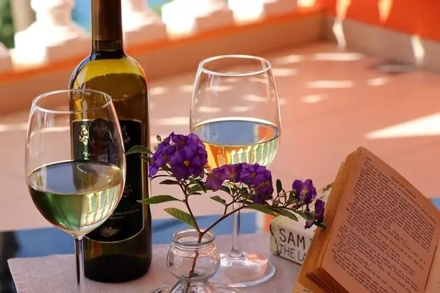 Ev (Three Bedroom Apartment with Terrace)