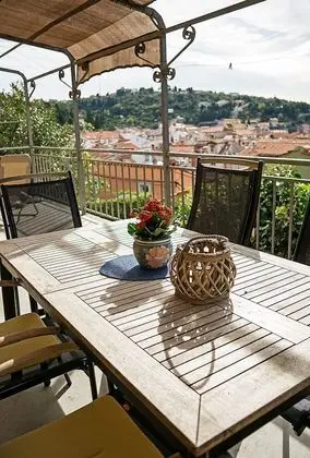 Ev, 2 Yatak Odası, Teras