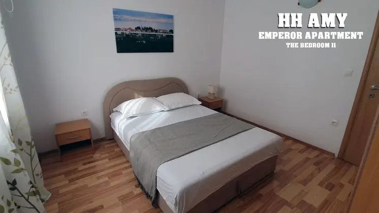 Ev, 4 Yatak Odası, Sıcak Su Havuzu