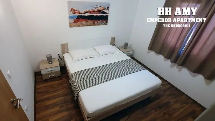 Ev, 4 Yatak Odası, Sıcak Su Havuzu