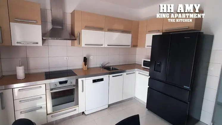 Ev, 4 Yatak Odası, Sıcak Su Havuzu