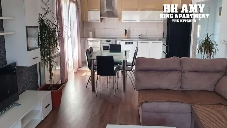 Ev, 4 Yatak Odası, Sıcak Su Havuzu