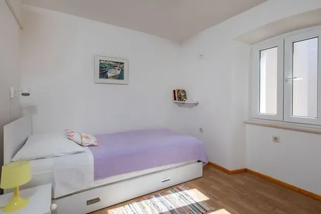 Ev (Duplex Two Bedroom)