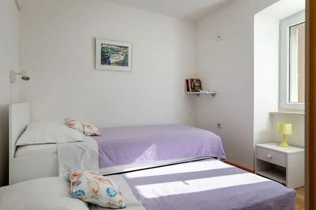 Ev (Duplex Two Bedroom)