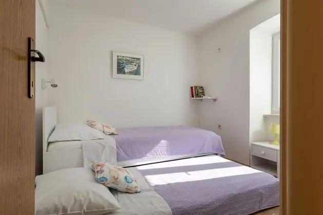 Ev (Duplex Two Bedroom)