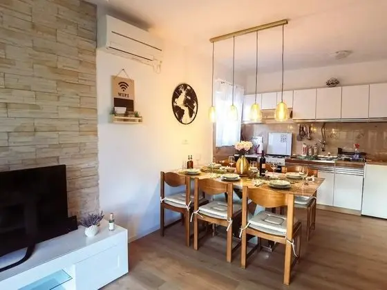 Ev (Holiday Home Ante - 50 m from beach -)