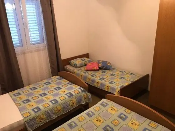 Ev (Holiday Home Ante - 50 m from beach -)