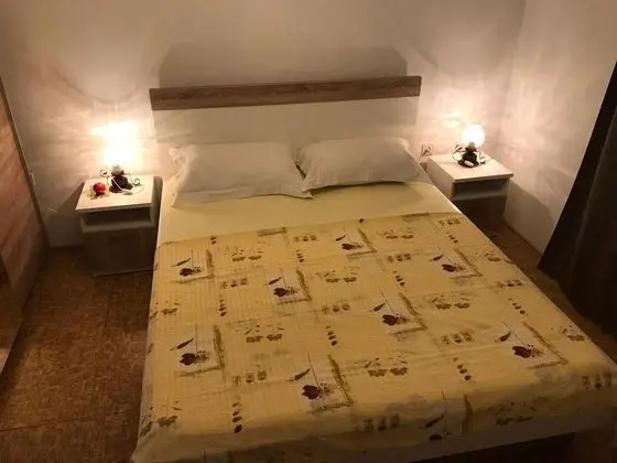 Ev (Holiday Home Ante - 50 m from beach -)