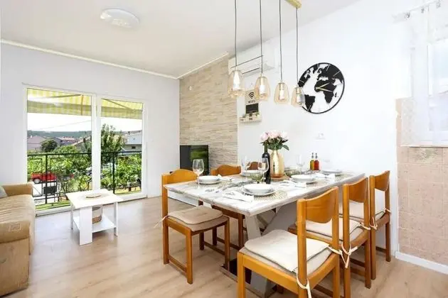 Ev (Holiday Home Ante - 50 m from beach -)