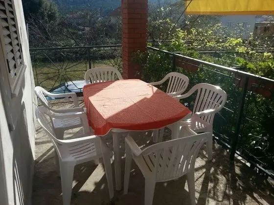 Ev (Holiday Home Ante - 50 m from beach -)