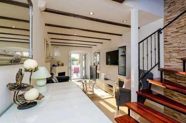 Ev (Two Bedroom Holiday Home)