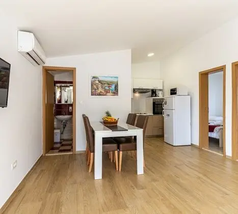 Family Ev, Birden Çok Yatak, Bahçeli (Holiday Home Banjole 1 tennis and)