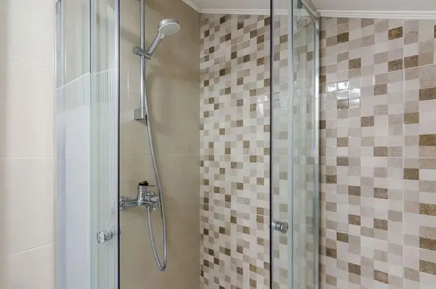 Ev (Two-Bedroom Holiday Home)