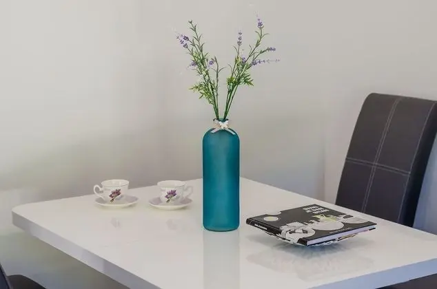 Ev (Two-Bedroom Holiday Home)