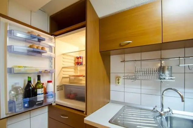Ev (Holiday Home with Outdoor Pool and Se)