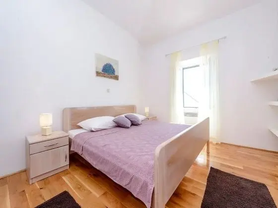 Ev (Three Bedroom Holiday Home)