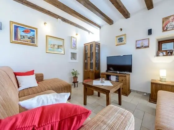 Ev (Three Bedroom Holiday Home)