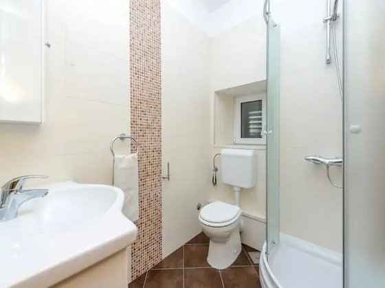 Ev (Three Bedroom Holiday Home)
