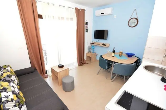 Classic Apart Daire, Deniz Manzaralı