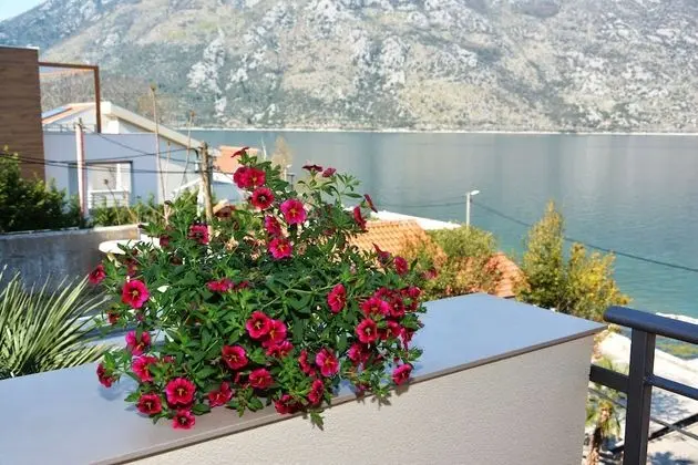 Classic Apart Daire, Deniz Manzaralı