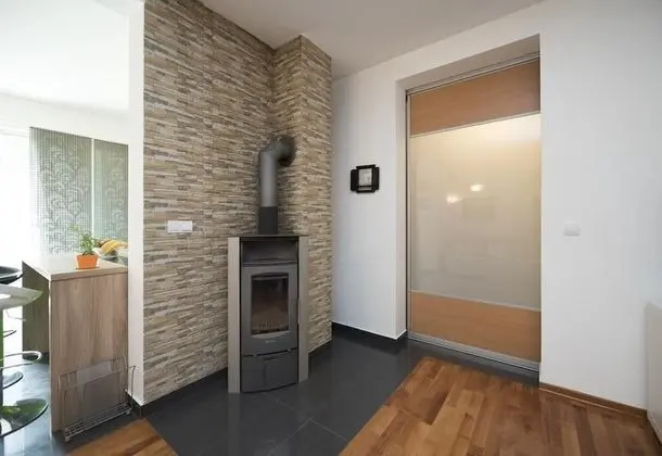 Ev (One Bedroom Home with Pool)