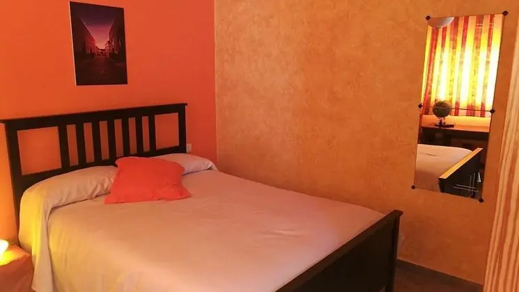 Tek Büyük Yataklı Oda, Balkon, Bahçe Manzaralı