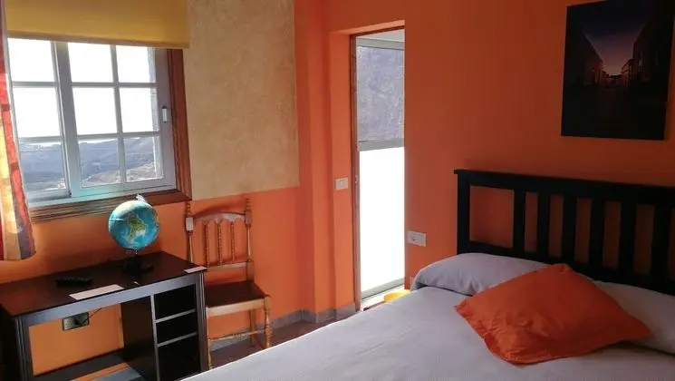 Tek Büyük Yataklı Oda, Balkon, Bahçe Manzaralı
