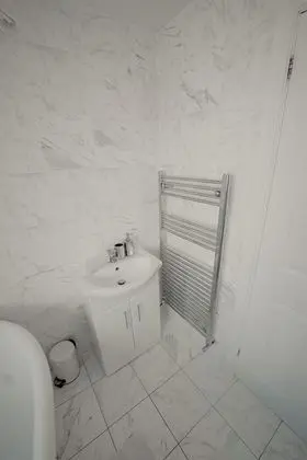 Family Ev, Banyolu/Duşlu