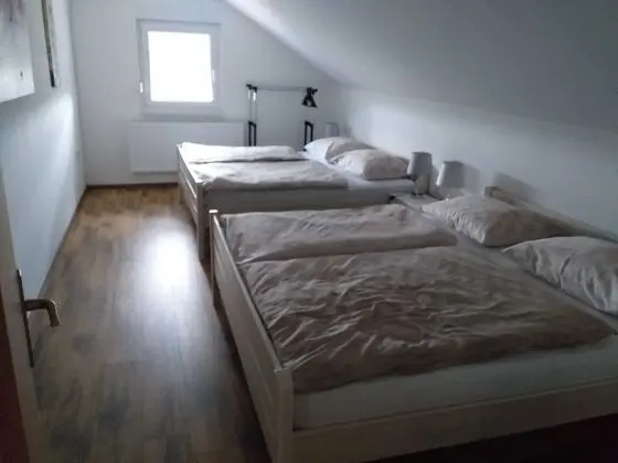Kır Evi (Four Bedroom Holiday Home with swimmi)