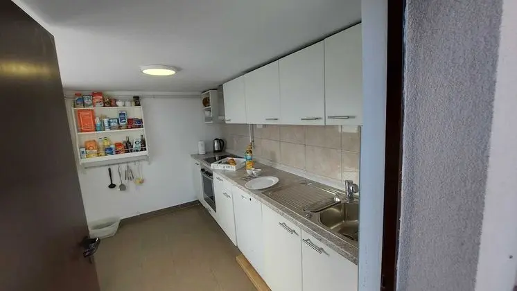 Kır Evi (Four Bedroom Holiday Home with swimmi)