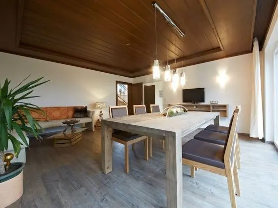 Ev, Birden Çok Yatak Odası, Sauna, Dağ Manzaralı (Holiday Home)