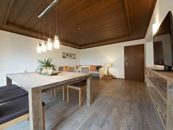 Ev, Birden Çok Yatak Odası, Sauna, Dağ Manzaralı (Holiday Home)