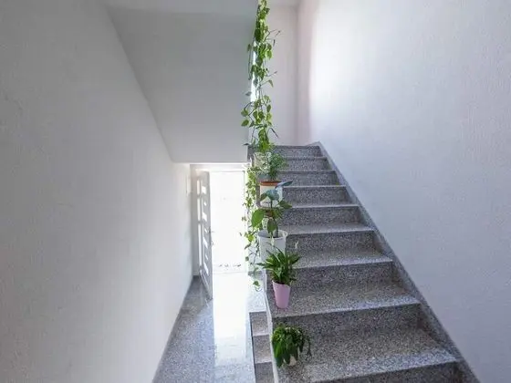 Ev (Six Bedroom holiday home with Swimmin)