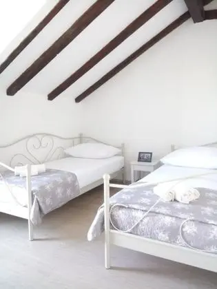 Ev (Holiday home Jadrić - Holiday home w)