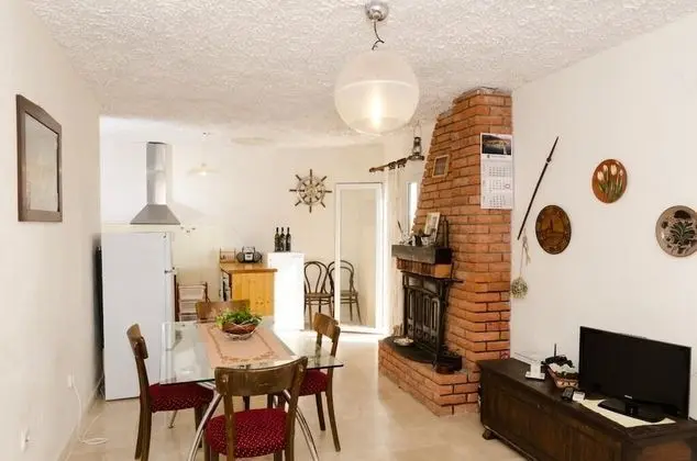 Ev (Three Bedroom Holiday Home)