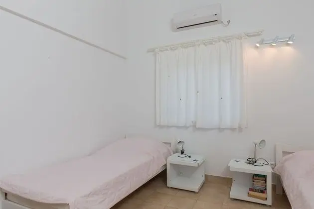 Ev (Three Bedroom Apartment - Terrace and)
