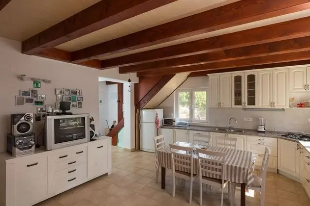 Ev (Three Bedroom Apartment - Terrace and)