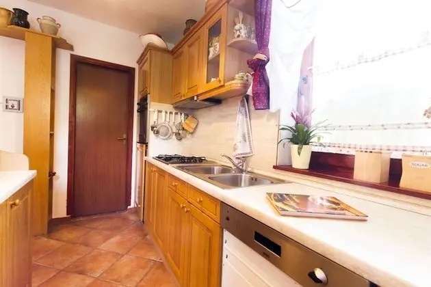 Kır Evi (Four bedroom house)