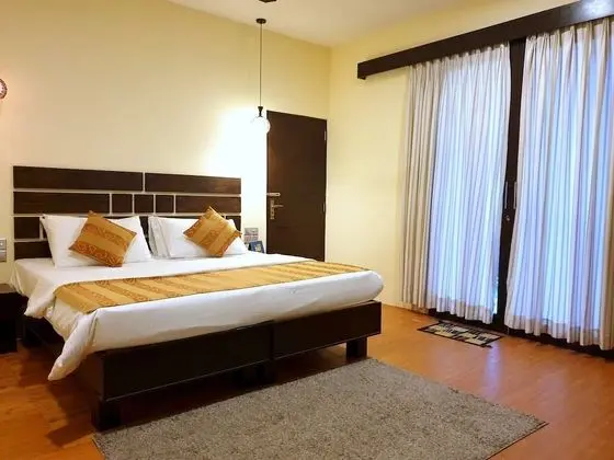 Romantic Villa, Sigara İçilmez