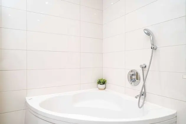 Ev (Four-Bedroom House with Terrace)