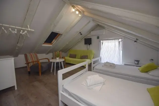 City Ev, 3 Yatak Odası, Teras (Private Garden)
