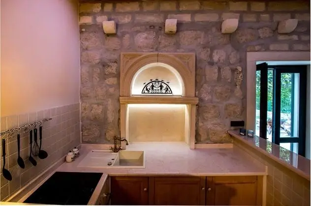 Ev (Two Bedroom Holiday Home)