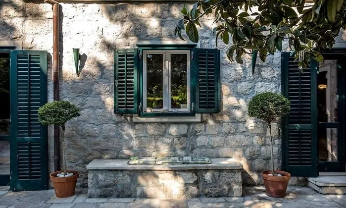 Ev (Two Bedroom Holiday Home)