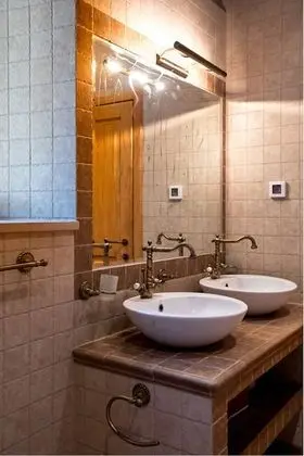 Ev (Two Bedroom Holiday Home)