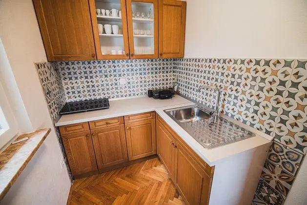 Ev (One bedroom house)