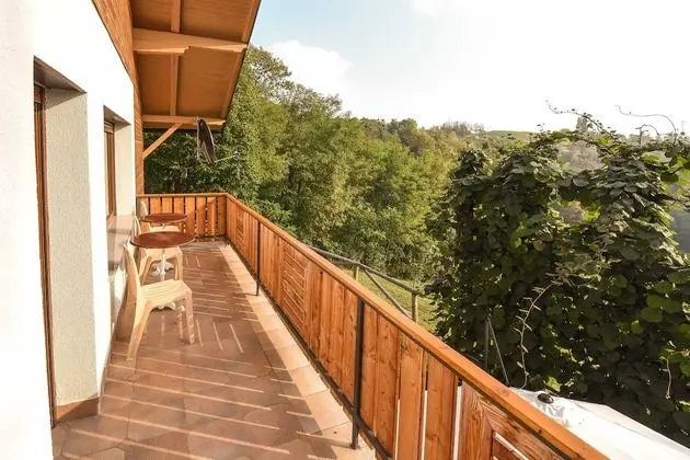 Ev (One bedroom house)