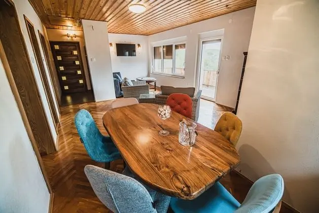 Ev (One bedroom house)